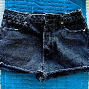 Amuse society black denim high low shorts